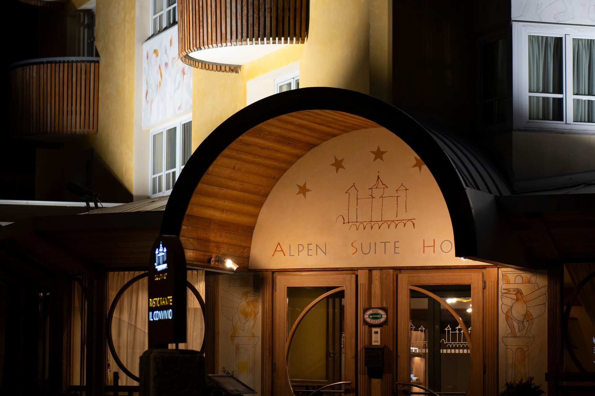 Alpen Suite Hotel Gallery Esterno 2