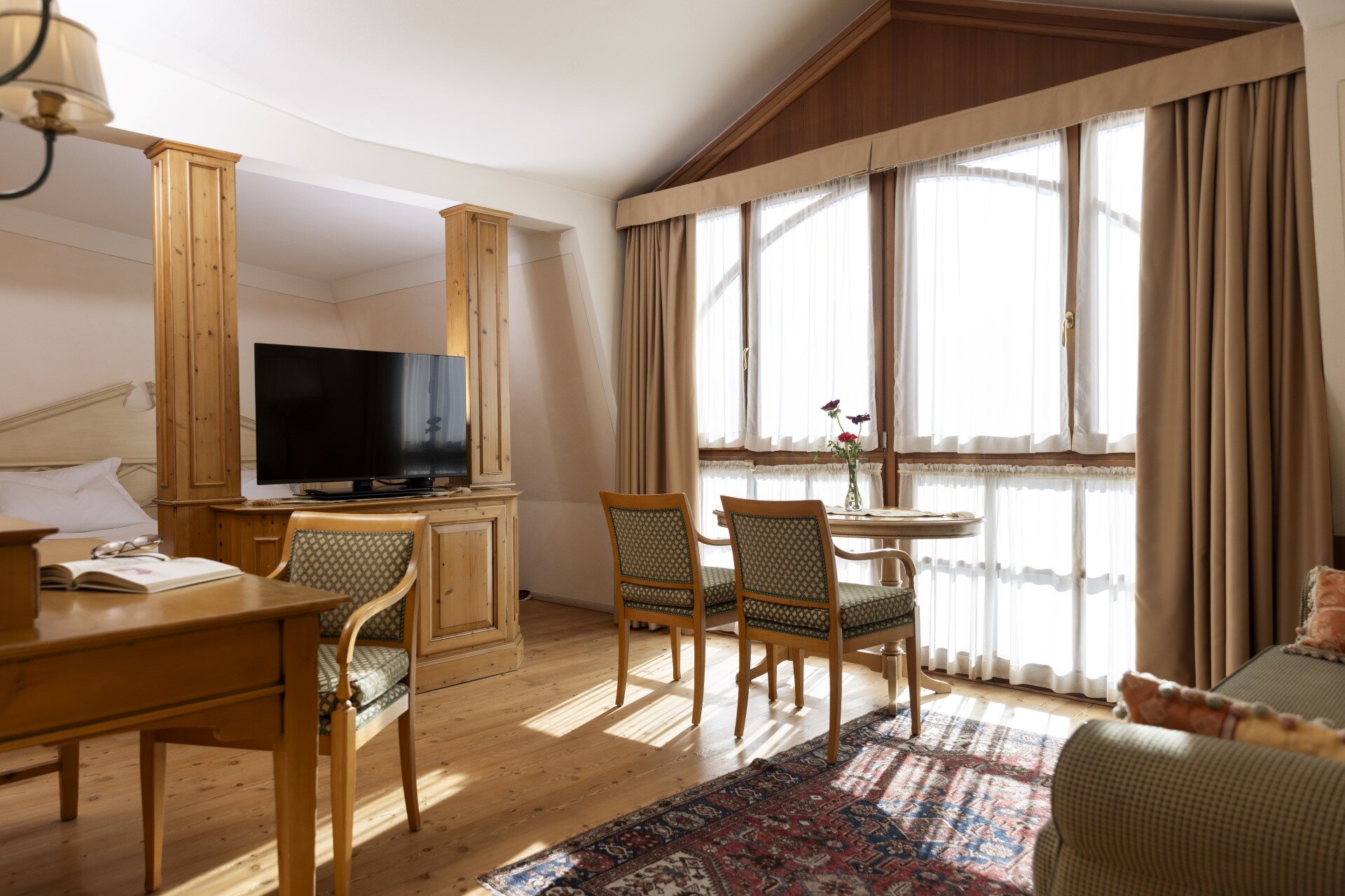 Alpen Suite Hotel Gallery Suite 6